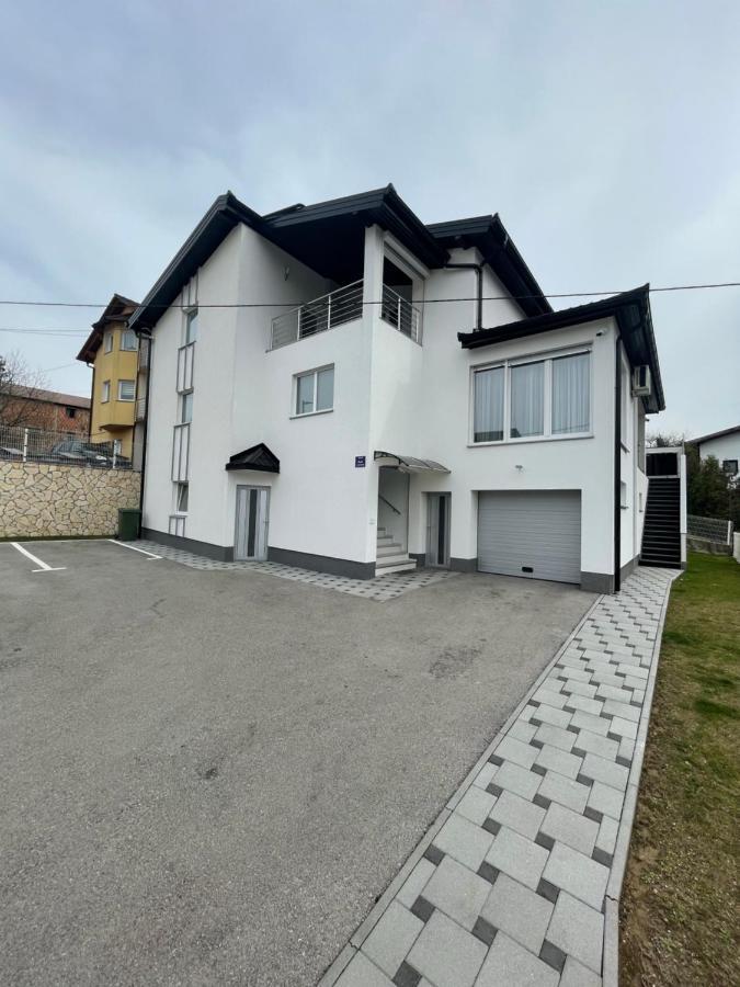 Apartman Kis Jajce Bagian luar foto